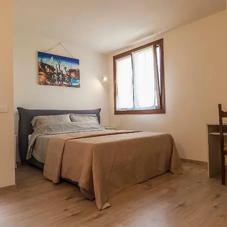 Konukevi Viale Asiago 288